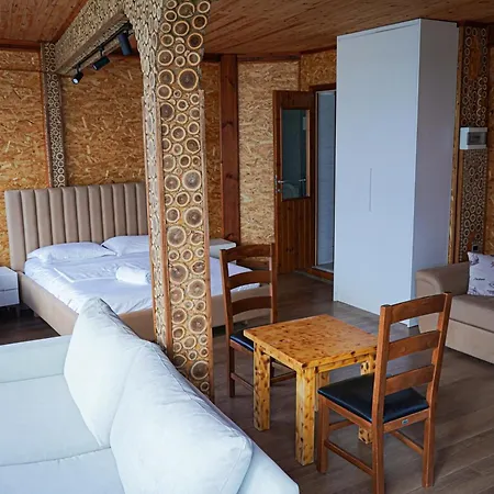 Couette-café Skela E Pirgut