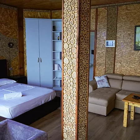 Skela E Pirgut Bed & Breakfast