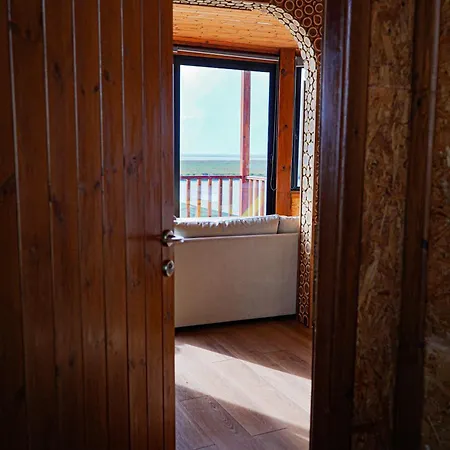 Skela E Pirgut Bed & Breakfast