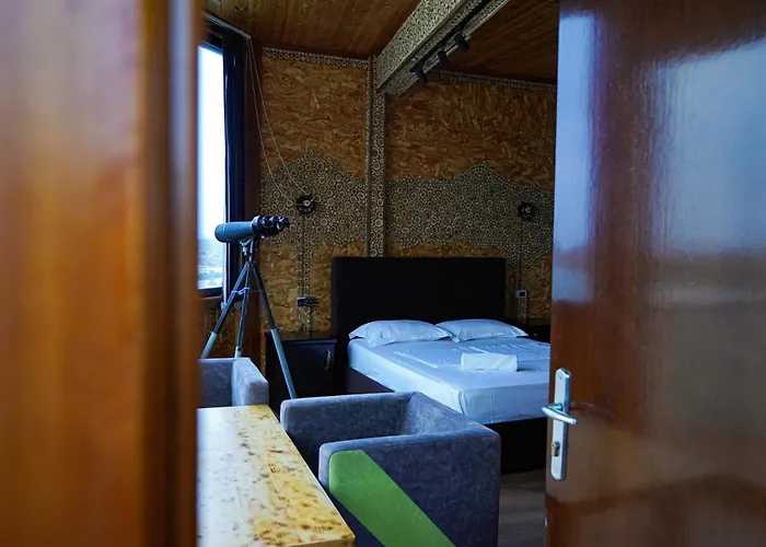 Skela E Pirgut * Divjake